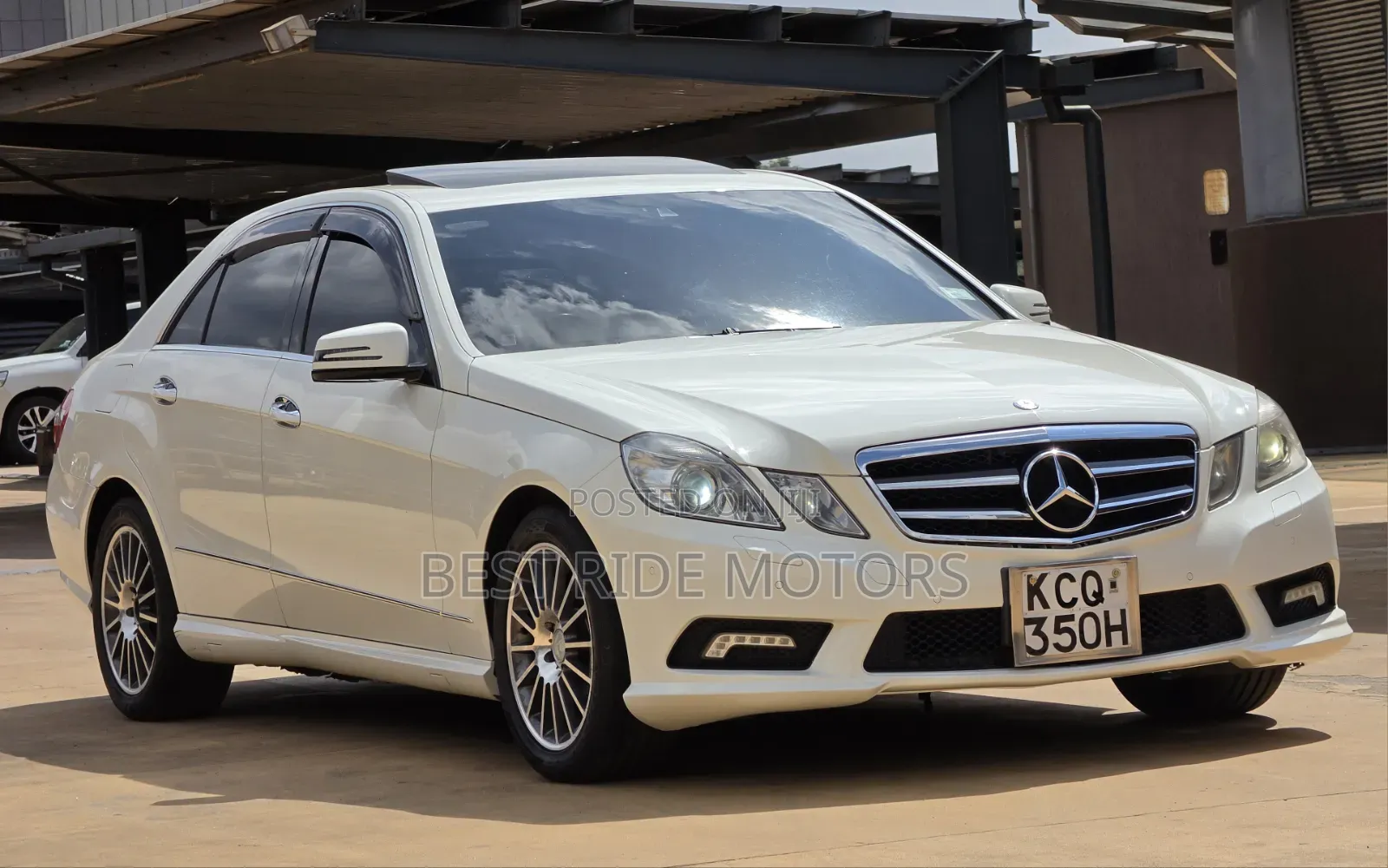 Mercedes-Benz E350 2011 Silver