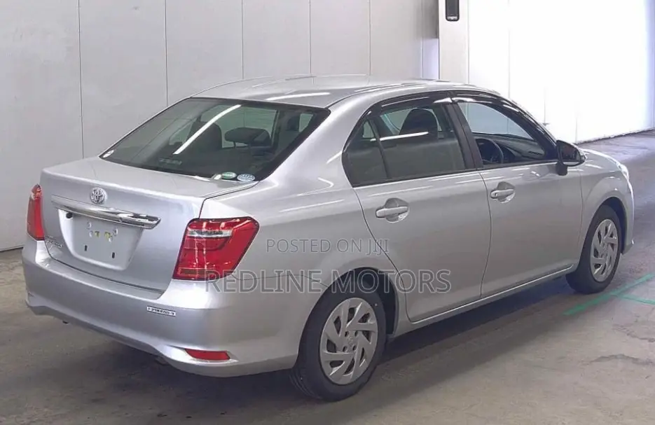 Toyota Axio 1.5 G 2WD 2019 Silver