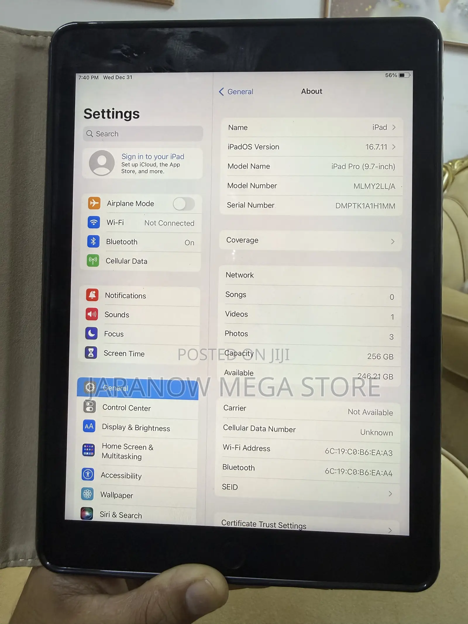 Apple iPad Pro 9.7 (2016) 256 GB Gray