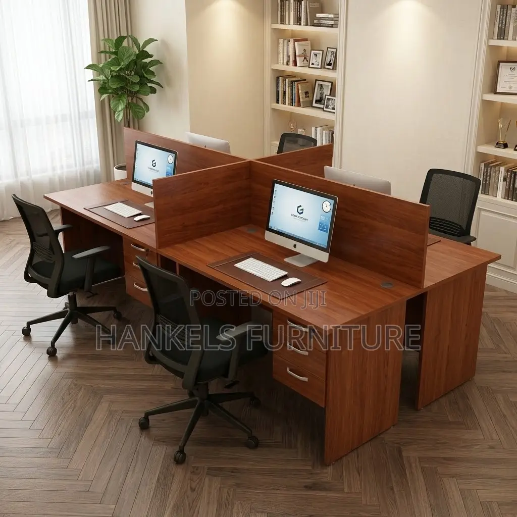 4 Person Office Workstation