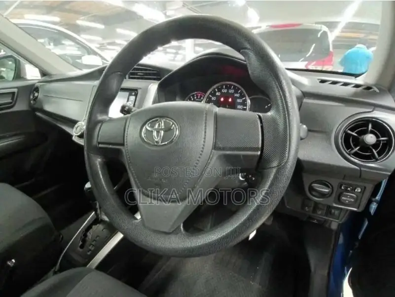 Toyota Corolla Fielder 1.5 Petrol FWD 2019 Blue