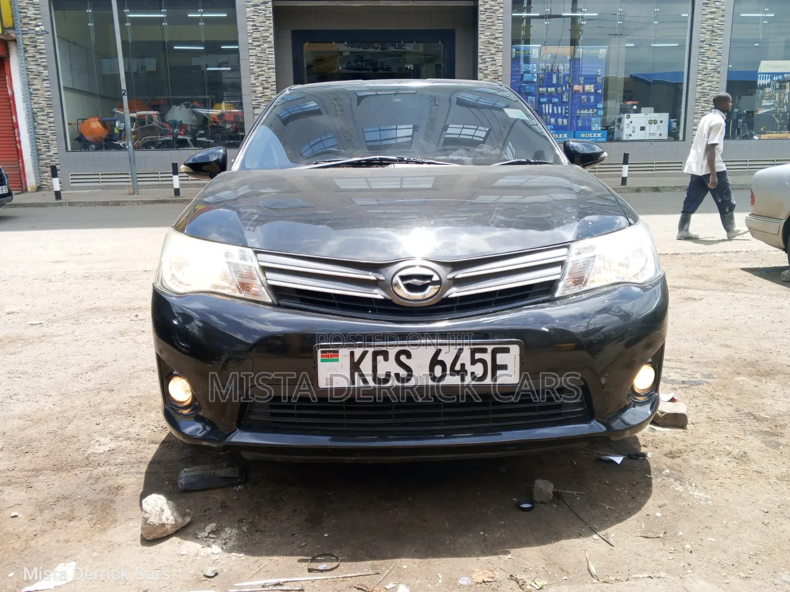 Toyota Axio 2013 Black