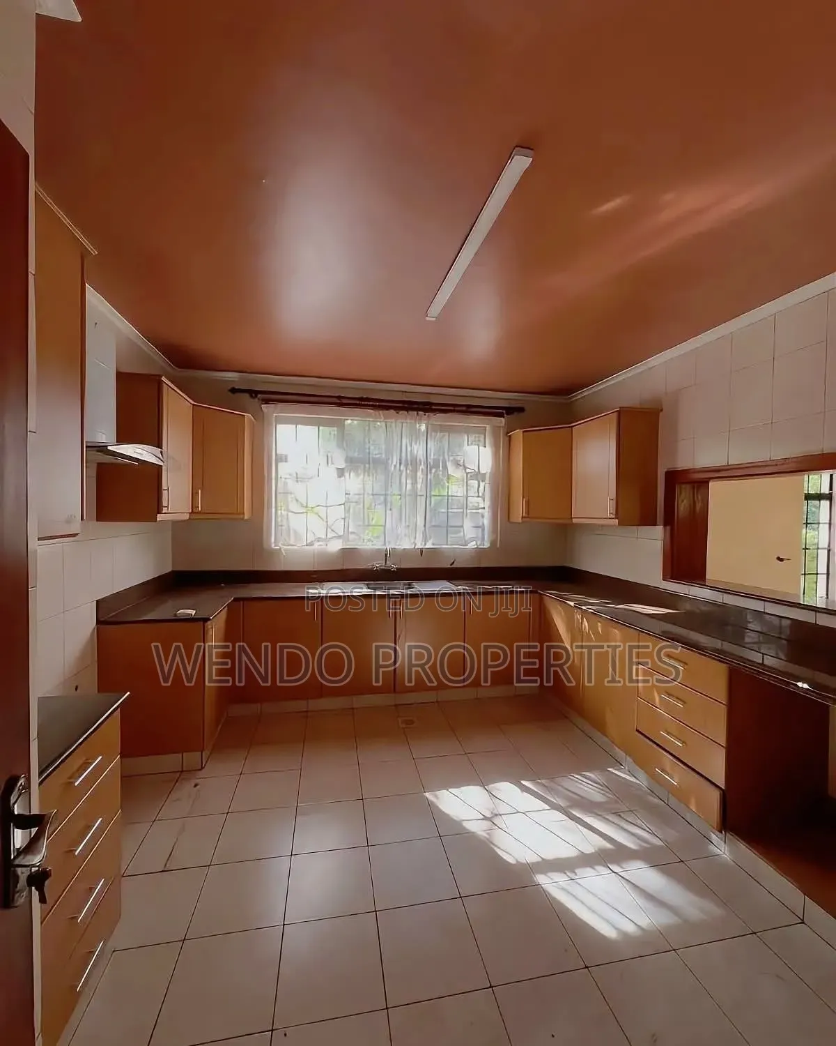4bdrm Villa in Runda for rent