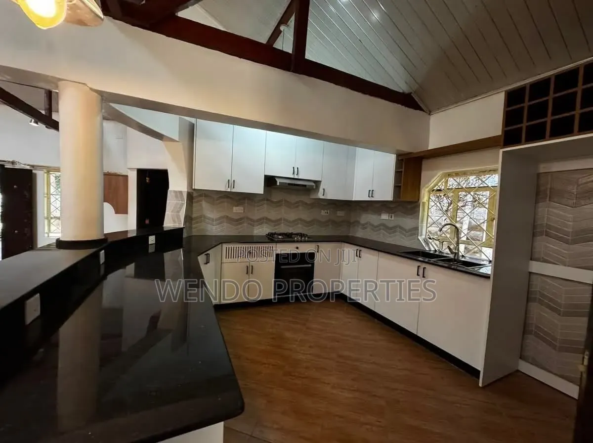 3bdrm Bungalow in Karen C for rent