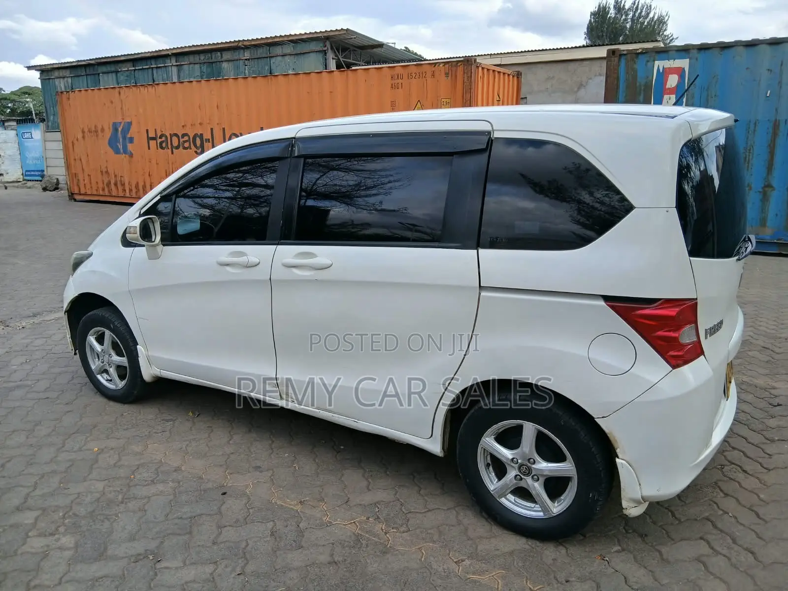 Honda Freed 2010 White
