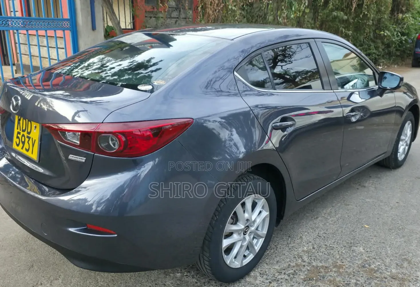 Mazda Axela SV Premium 2014 Gray