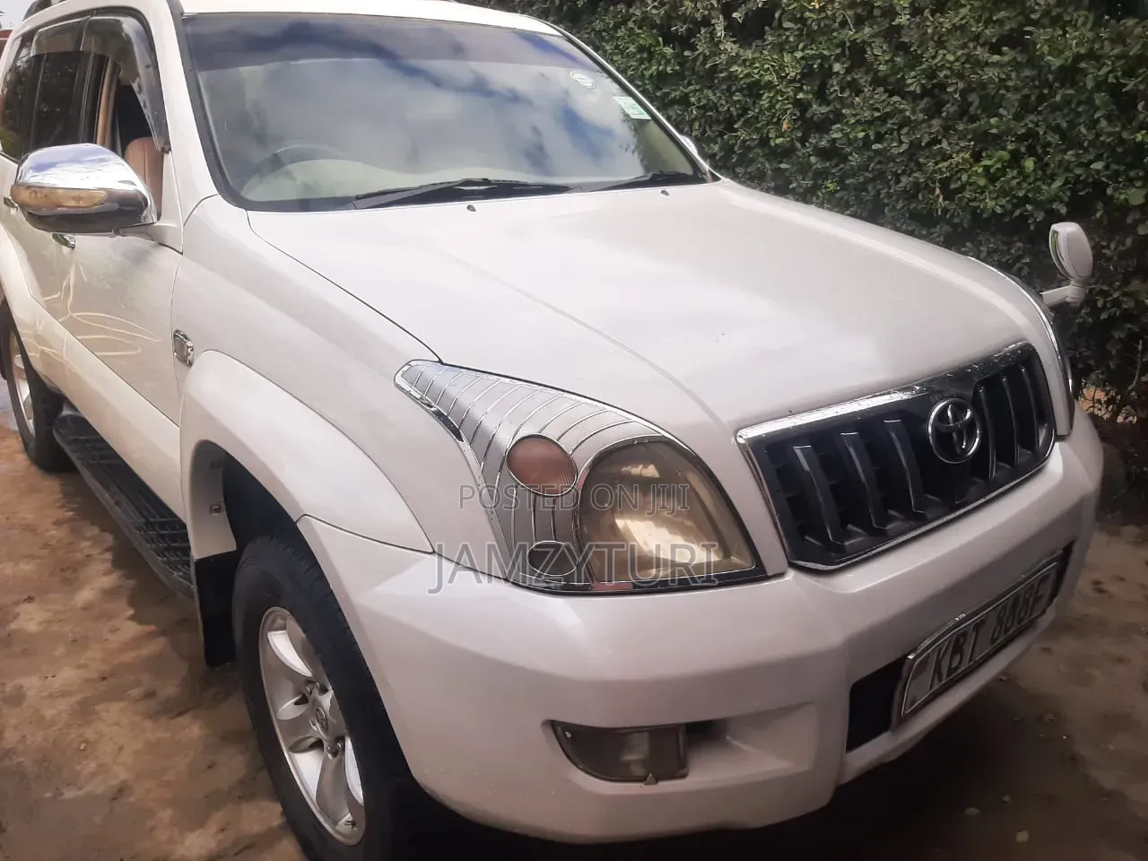 Toyota Land Cruiser Prado 2006 White