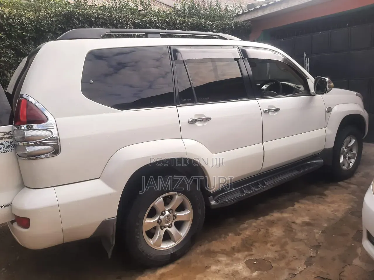 Toyota Land Cruiser Prado 2006 White