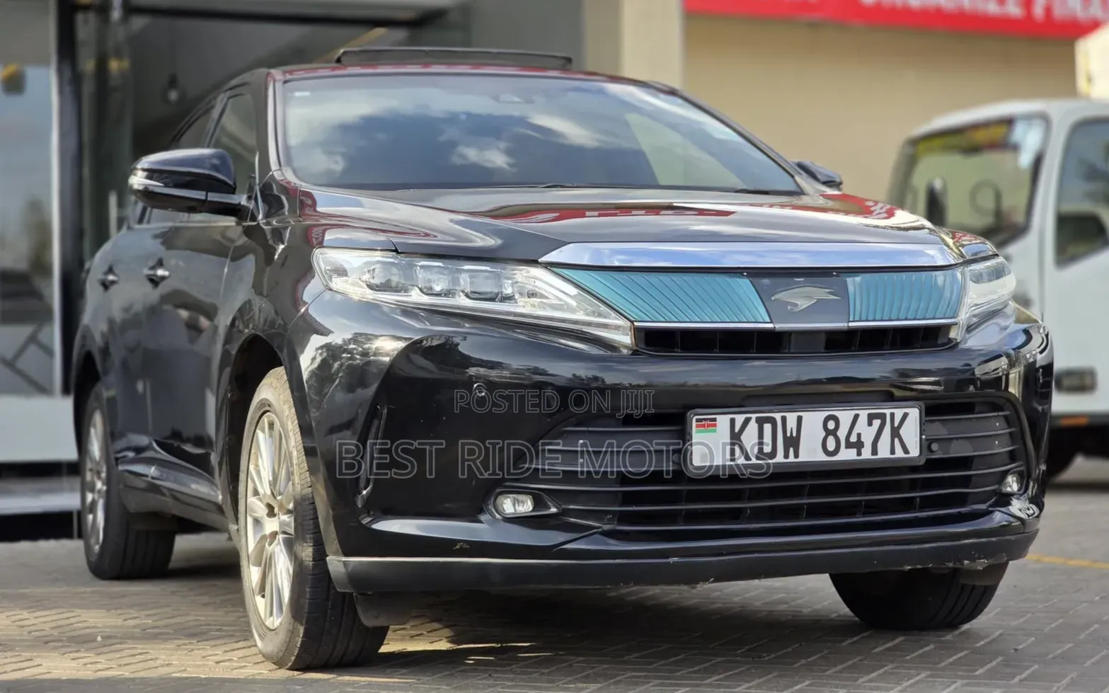 Toyota Harrier 2.0 2018 Black