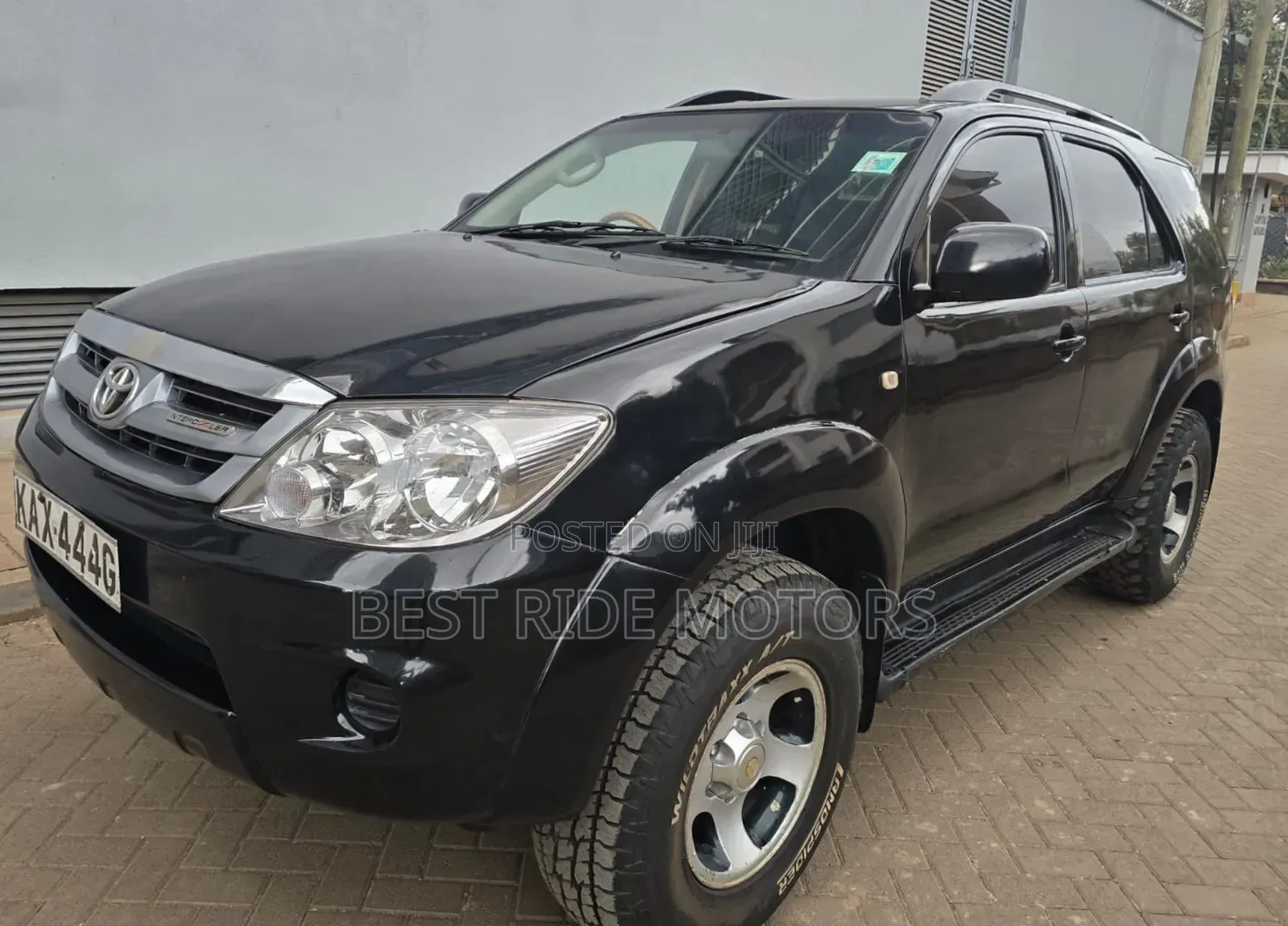 Toyota Fortuner 2.5 D AWD 2006 Black