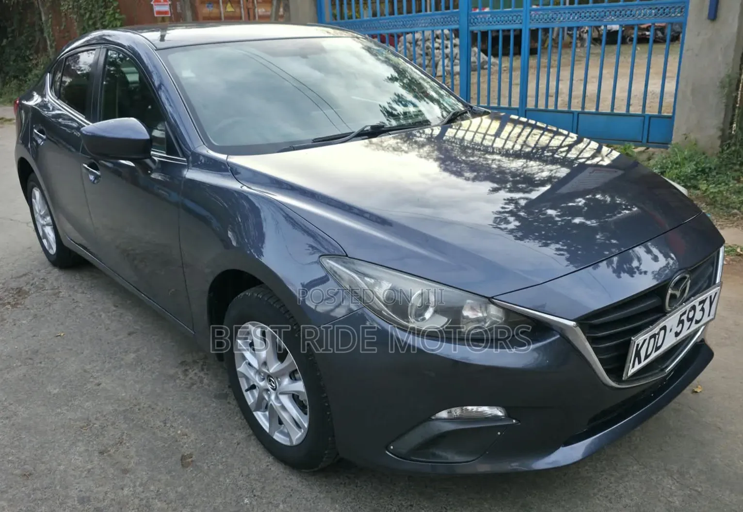 Mazda Axela SV Premium 2014 Gray