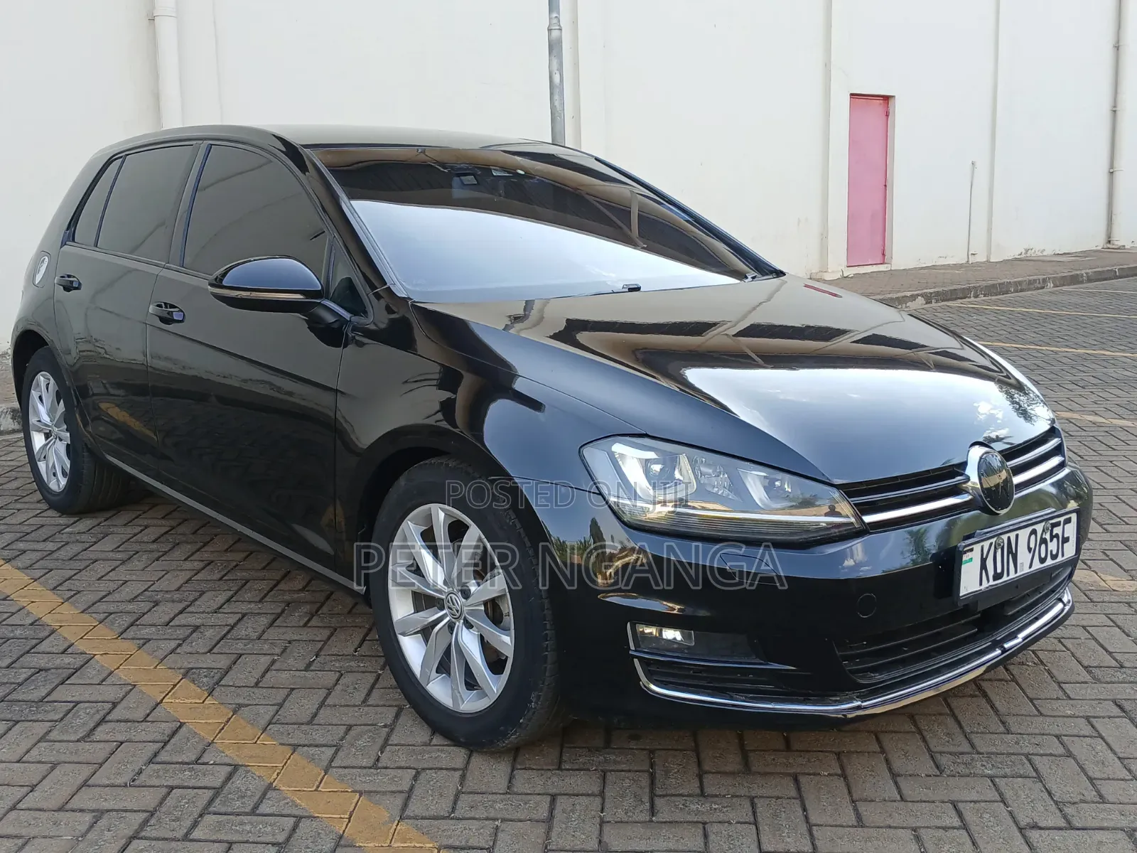 Volkswagen Golf 2016 Black