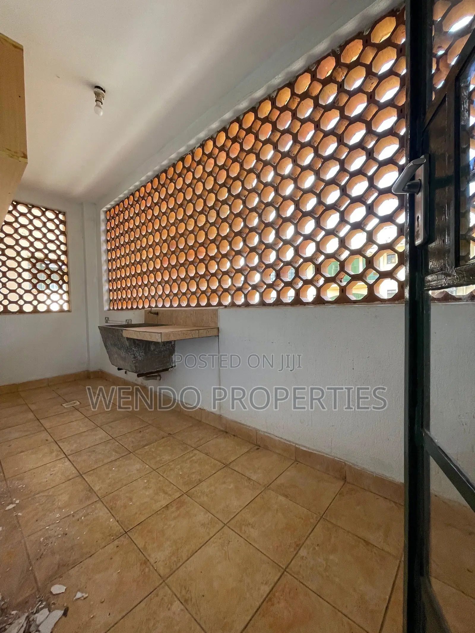 3bdrm Apartment in Riverside Drive for rent