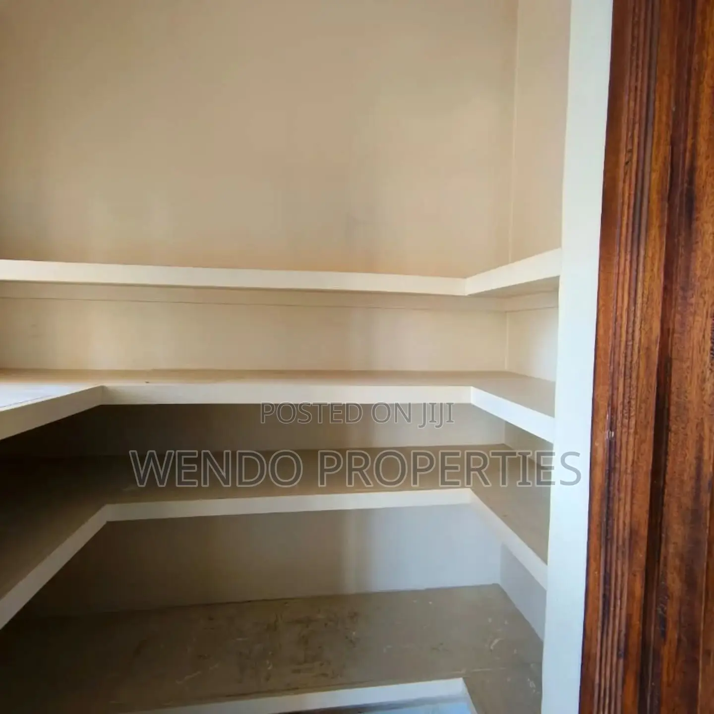 4bdrm Apartment in Riverside Drive for rent