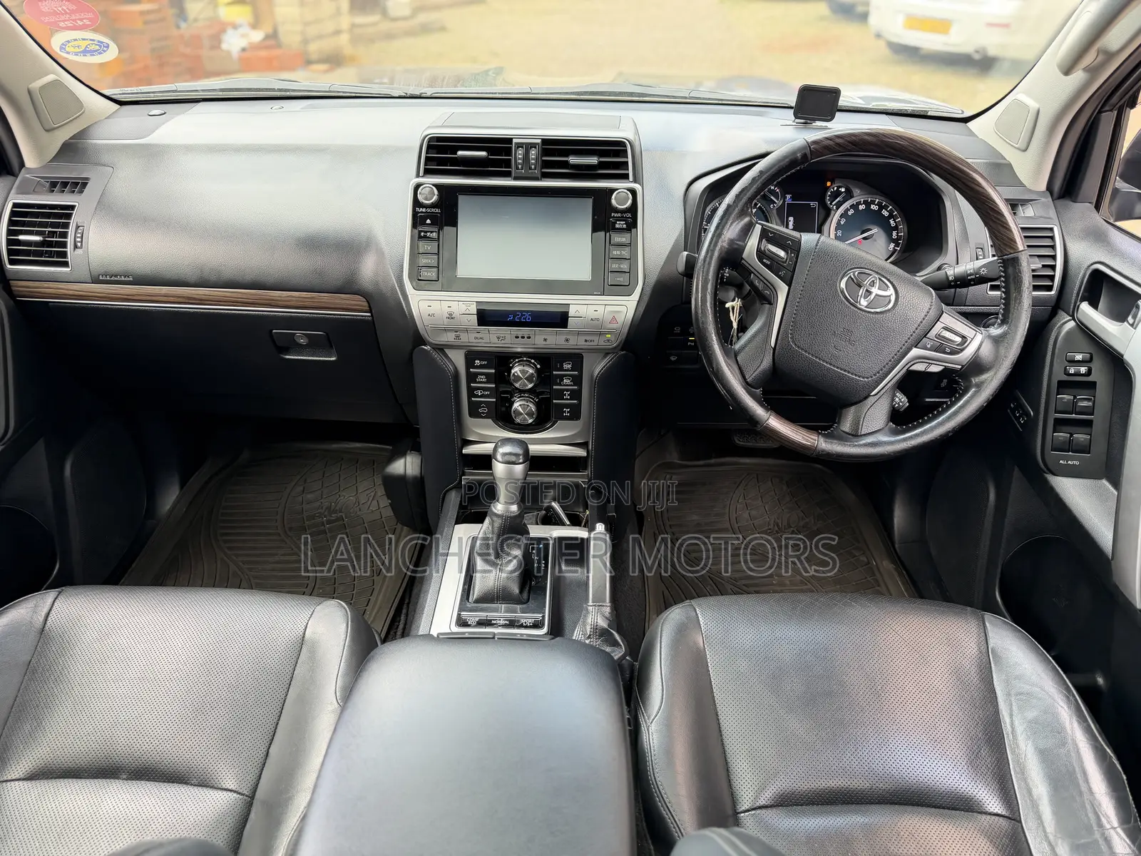 Toyota Land Cruiser Prado 2.8 2018 Blue
