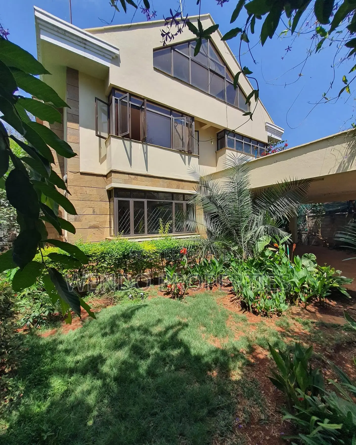 5bdrm House in Riverside Drive for rent