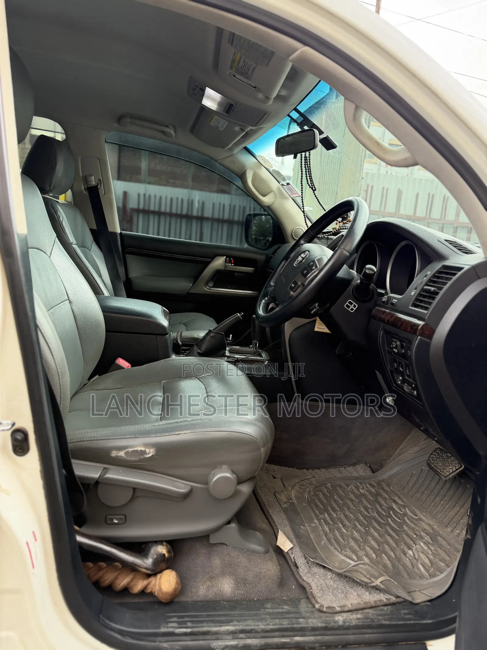 Toyota Land Cruiser 2008 White