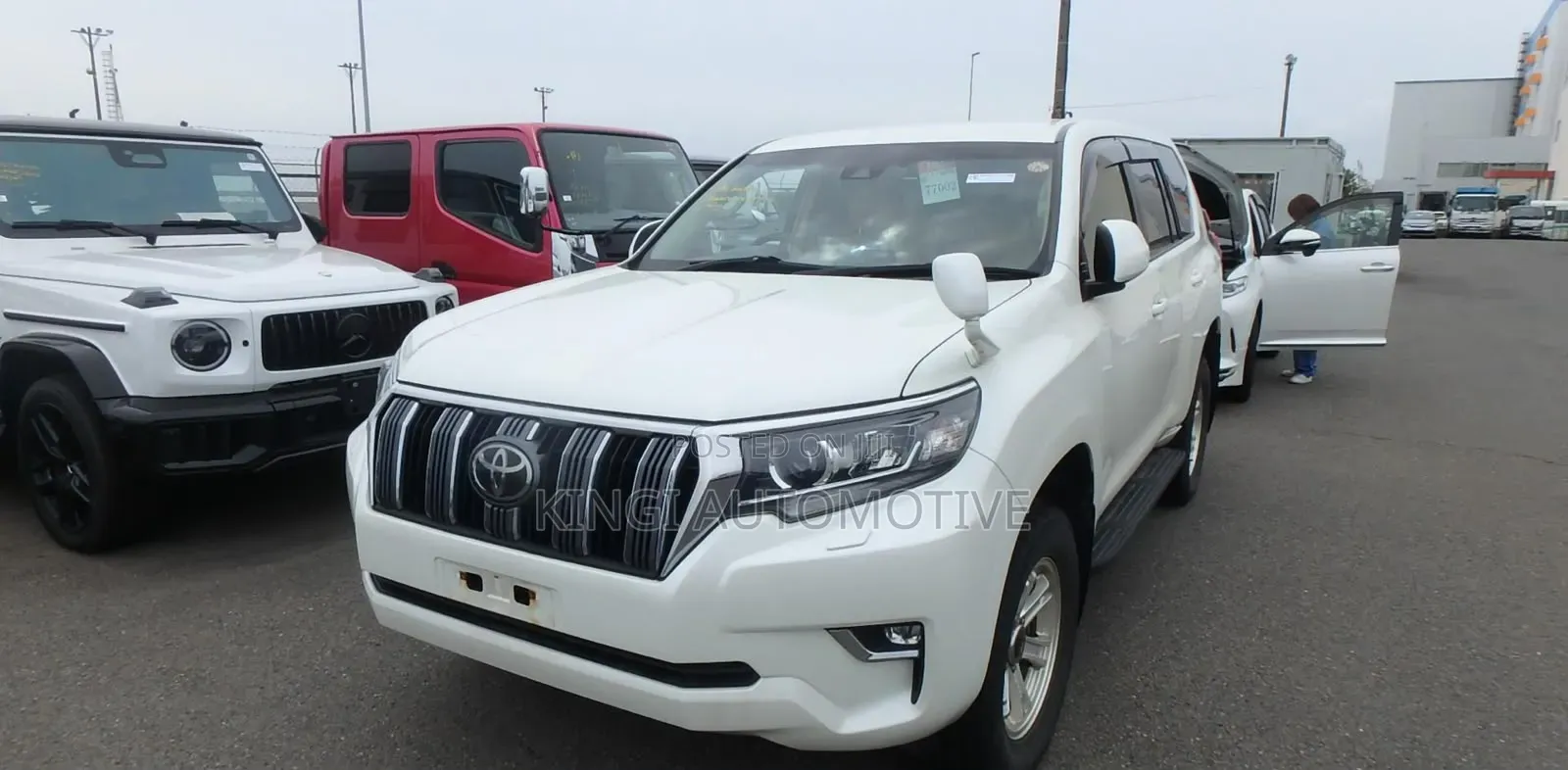 Toyota Land Cruiser Prado 2019 White