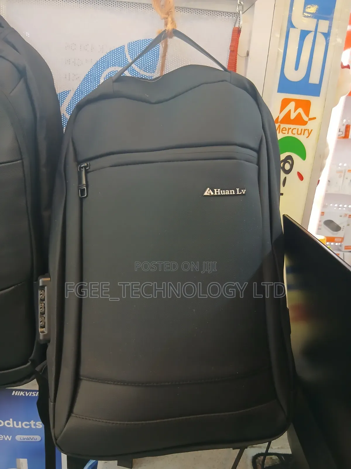 Huan Lv Classic Backpack