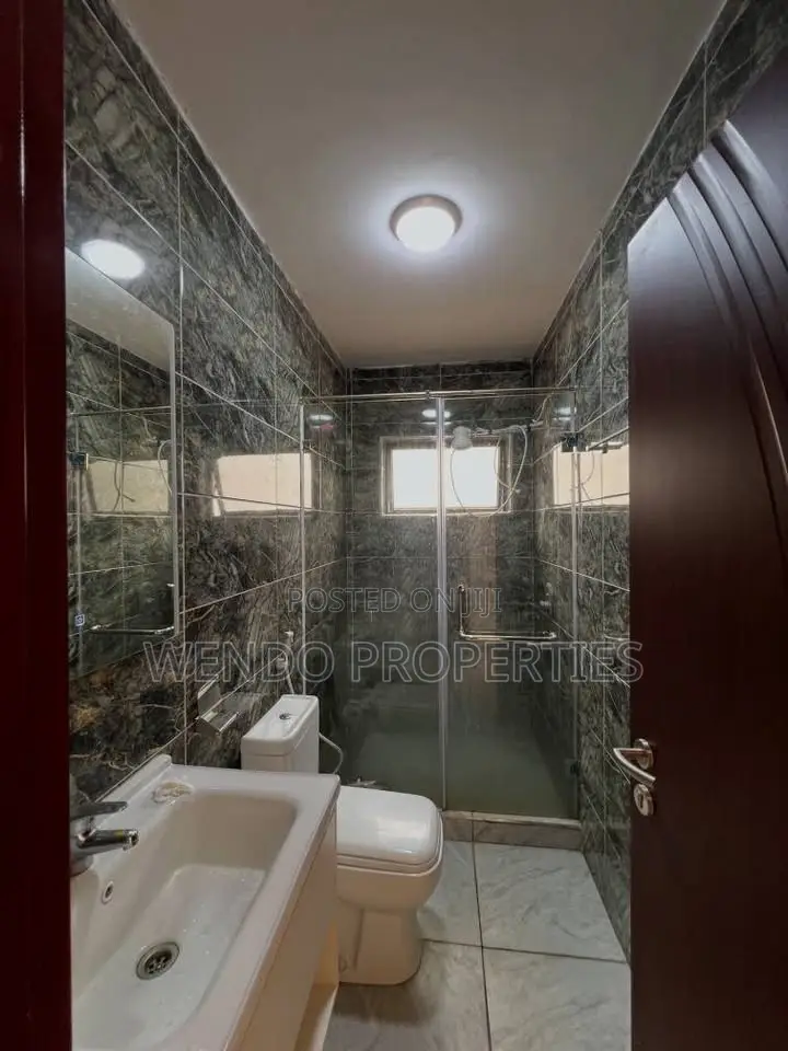 5bdrm House in Maziwa for rent