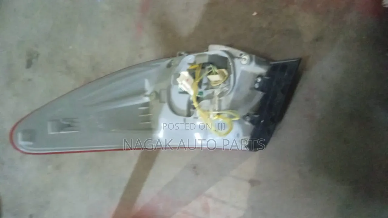 Toyota Mark X 2010 Taillight