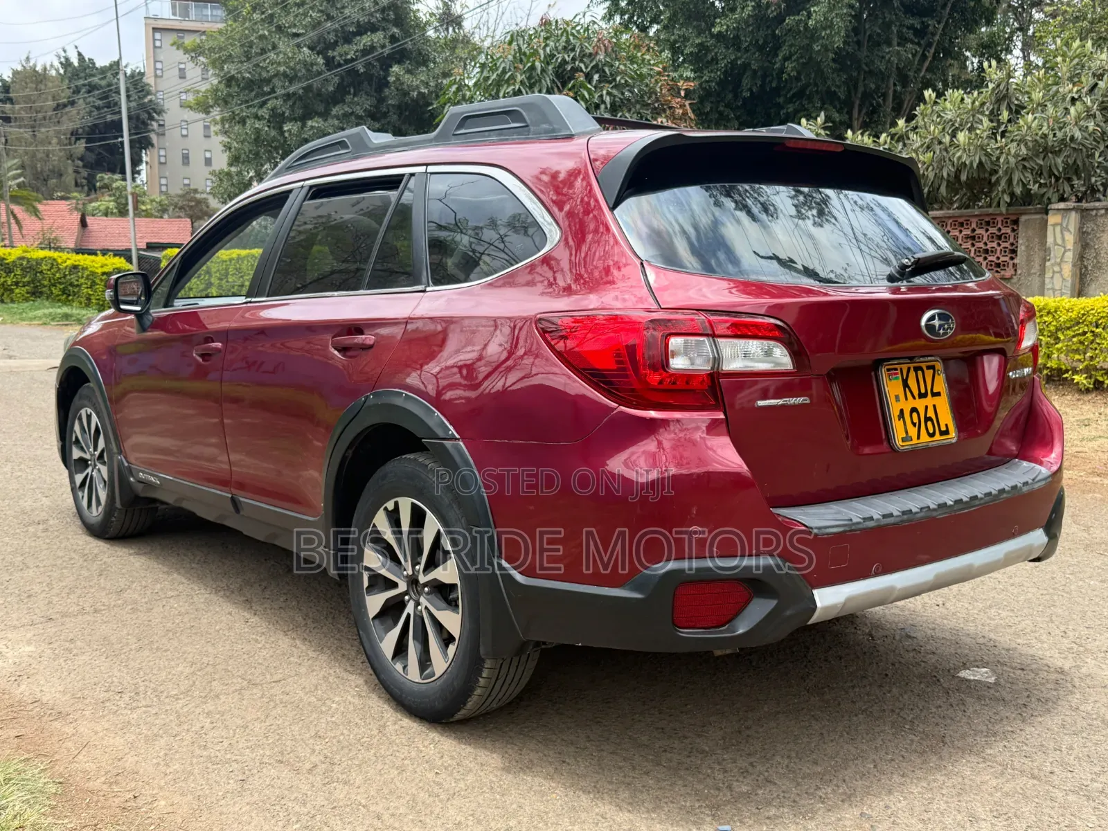Subaru Outback 2017 Red