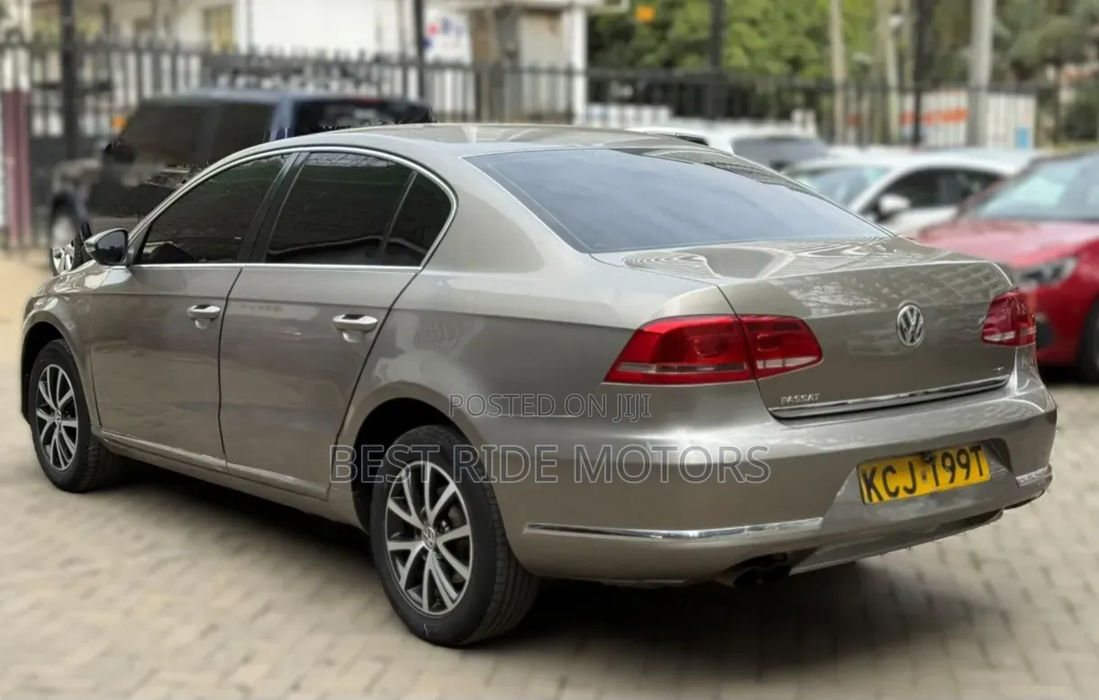 Volkswagen Passat S 4dr Sedan (1.8L 4cyl 6A) 2014 Silver