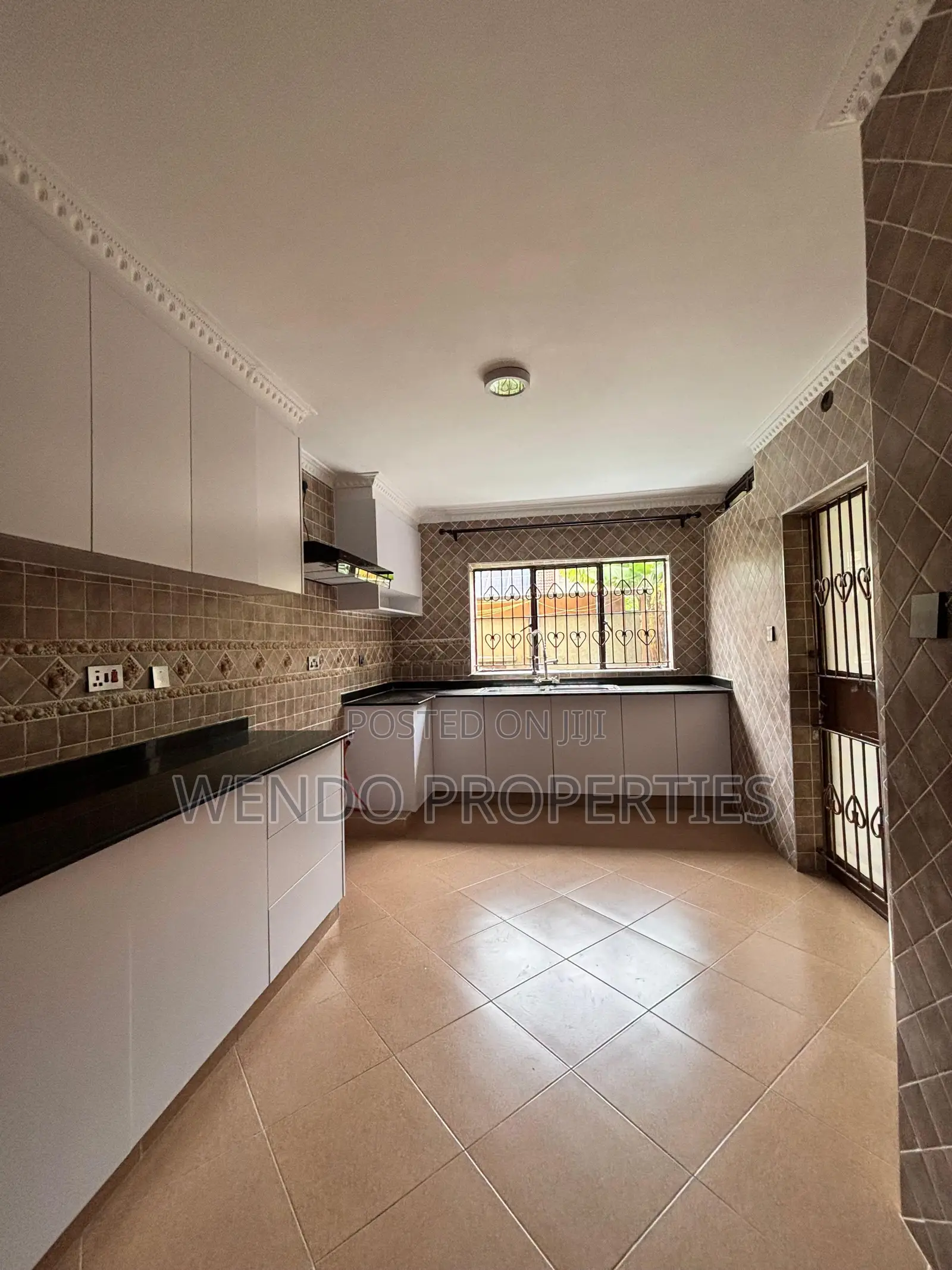 5bdrm House in Valley Arcade for rent