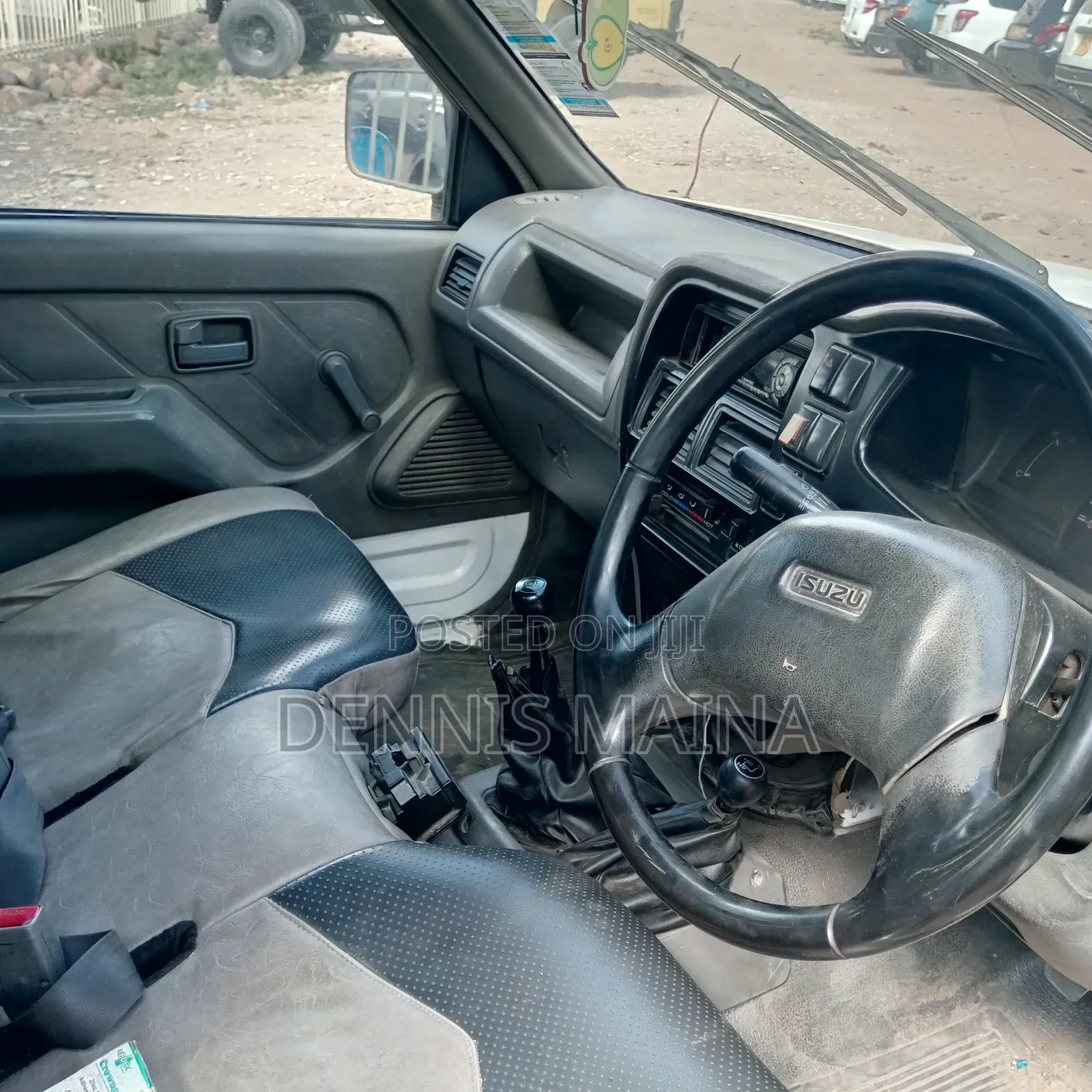 Isuzu Tougher 1999 White
