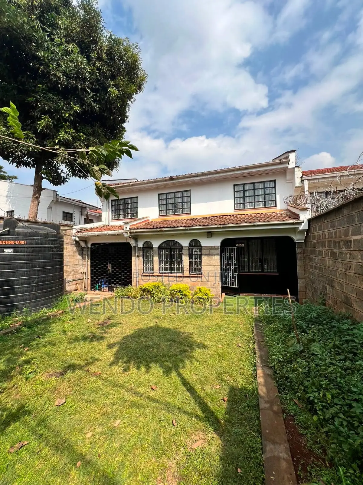 3bdrm Maisonette in Valley Arcade for rent