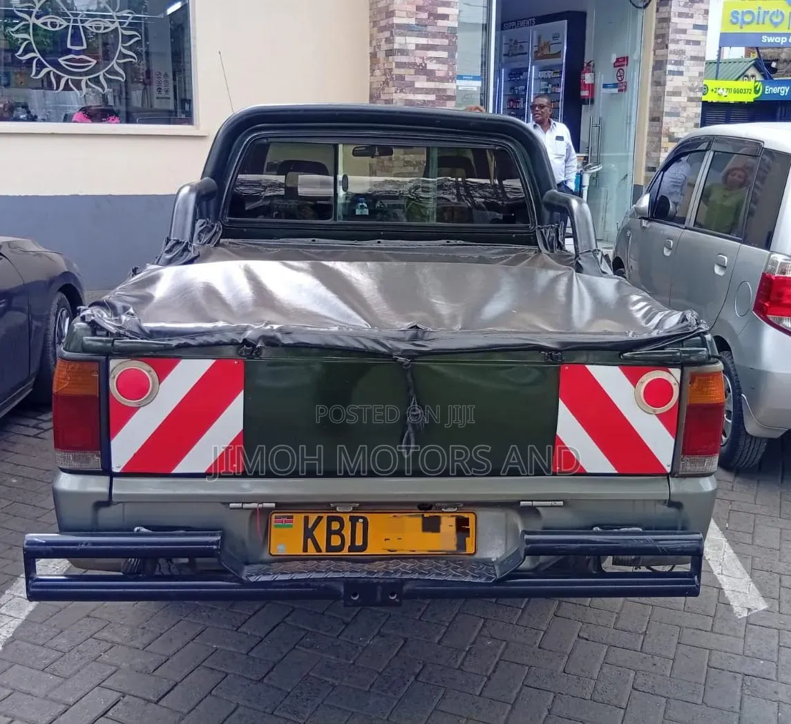 Mazda B-series 2001 Green