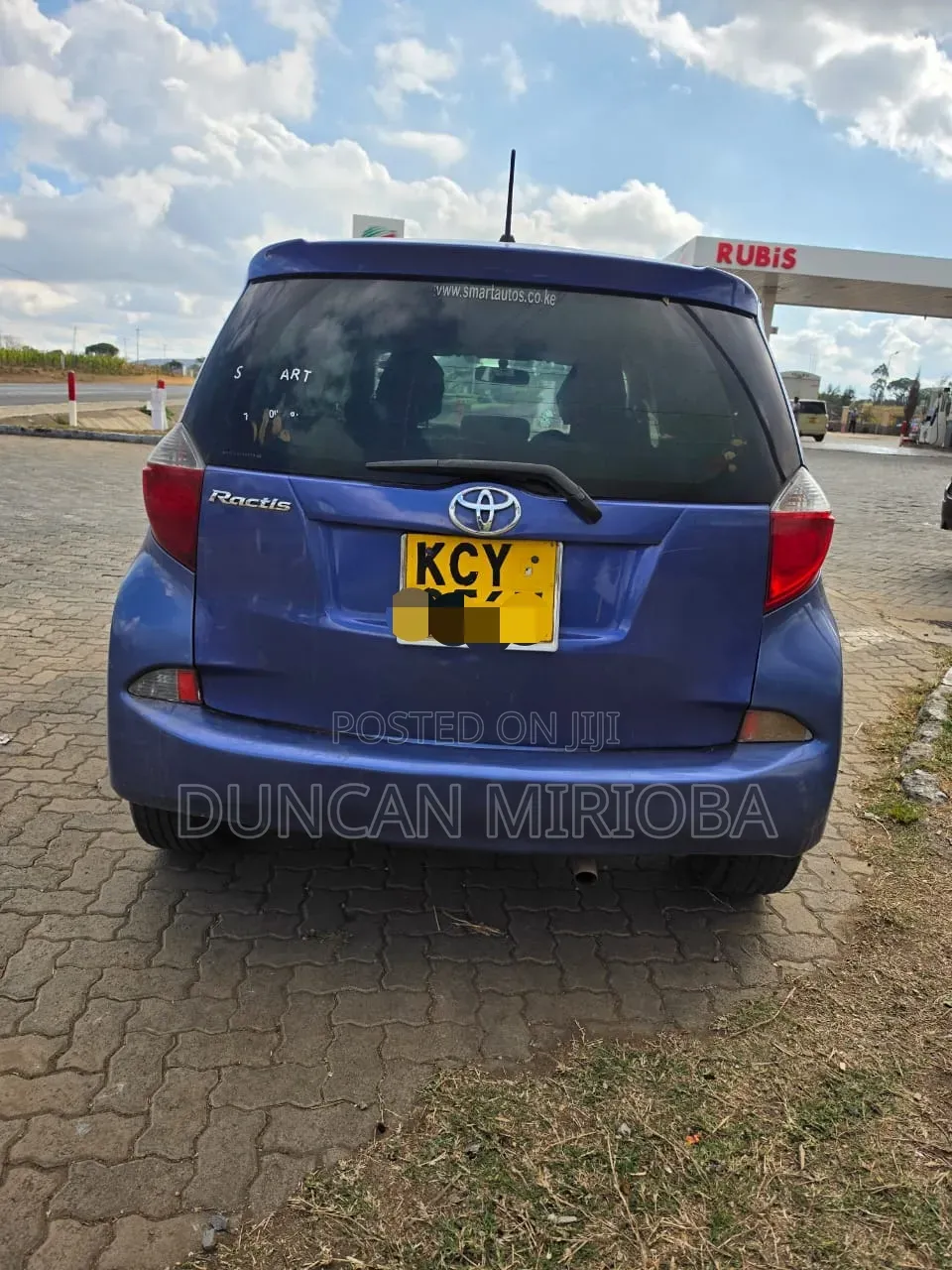 Toyota Ractis 2012 Blue