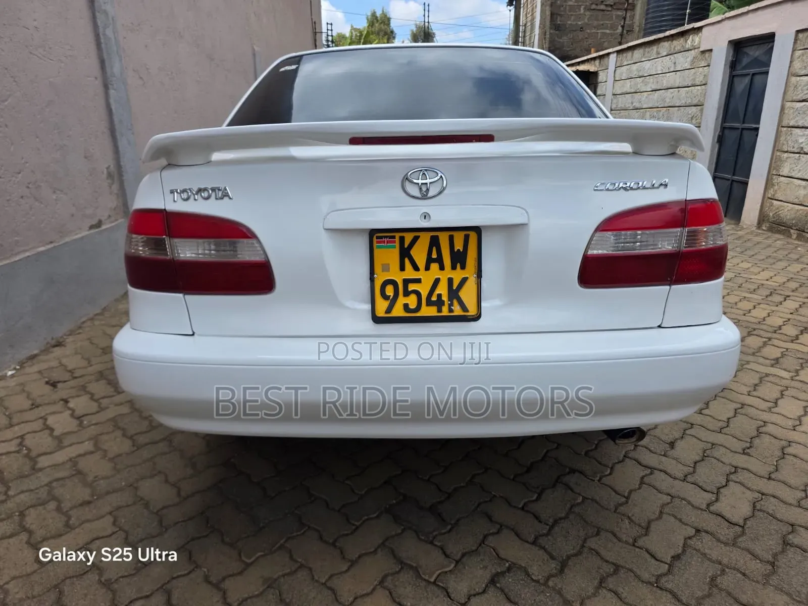 Toyota Corolla Sedan Automatic 1998 White