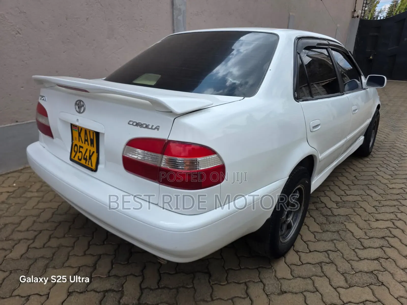 Toyota Corolla Sedan Automatic 1998 White