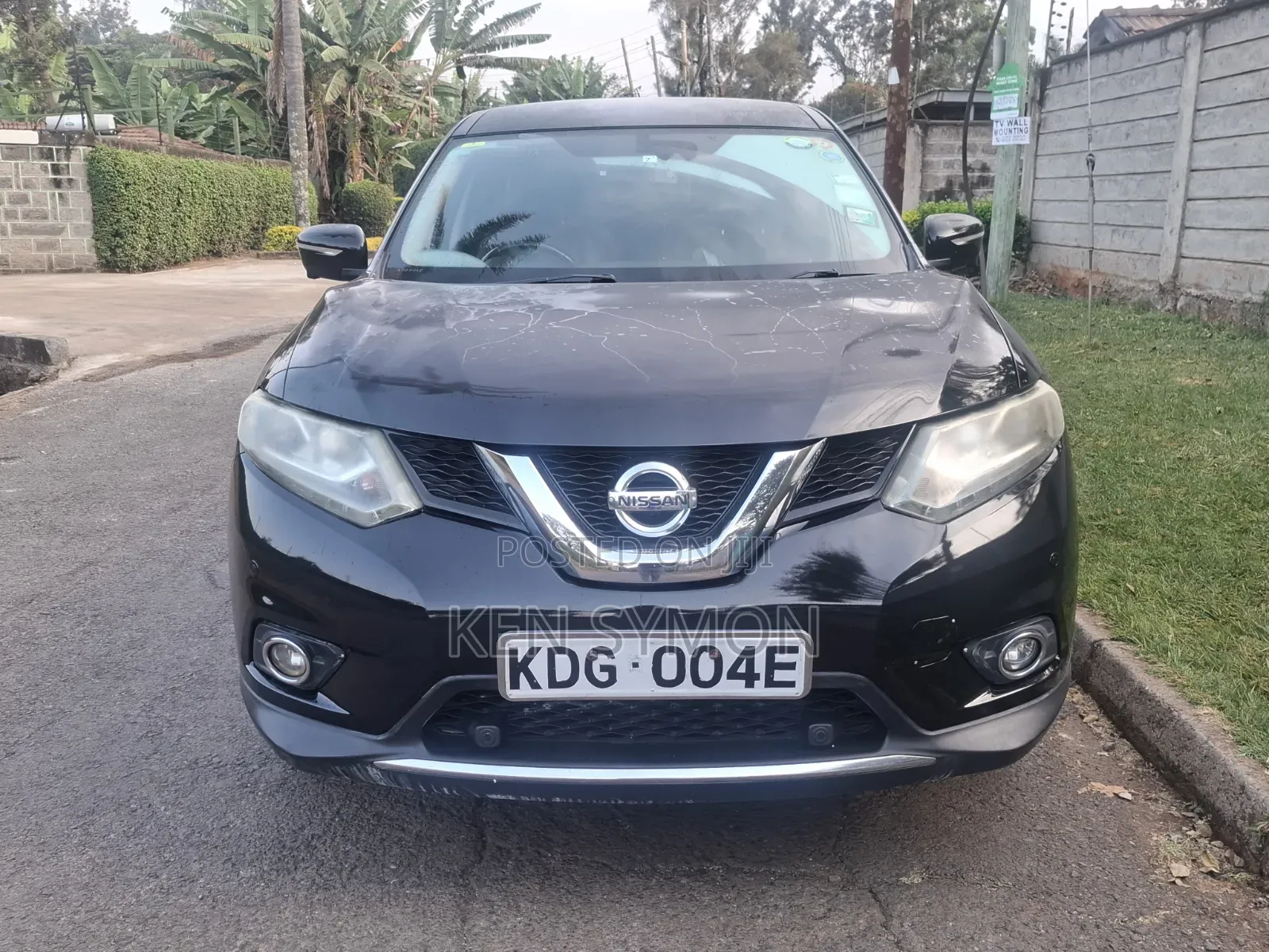 Nissan X-Trail 2.0 Petrol AWD 2015 Matt Black