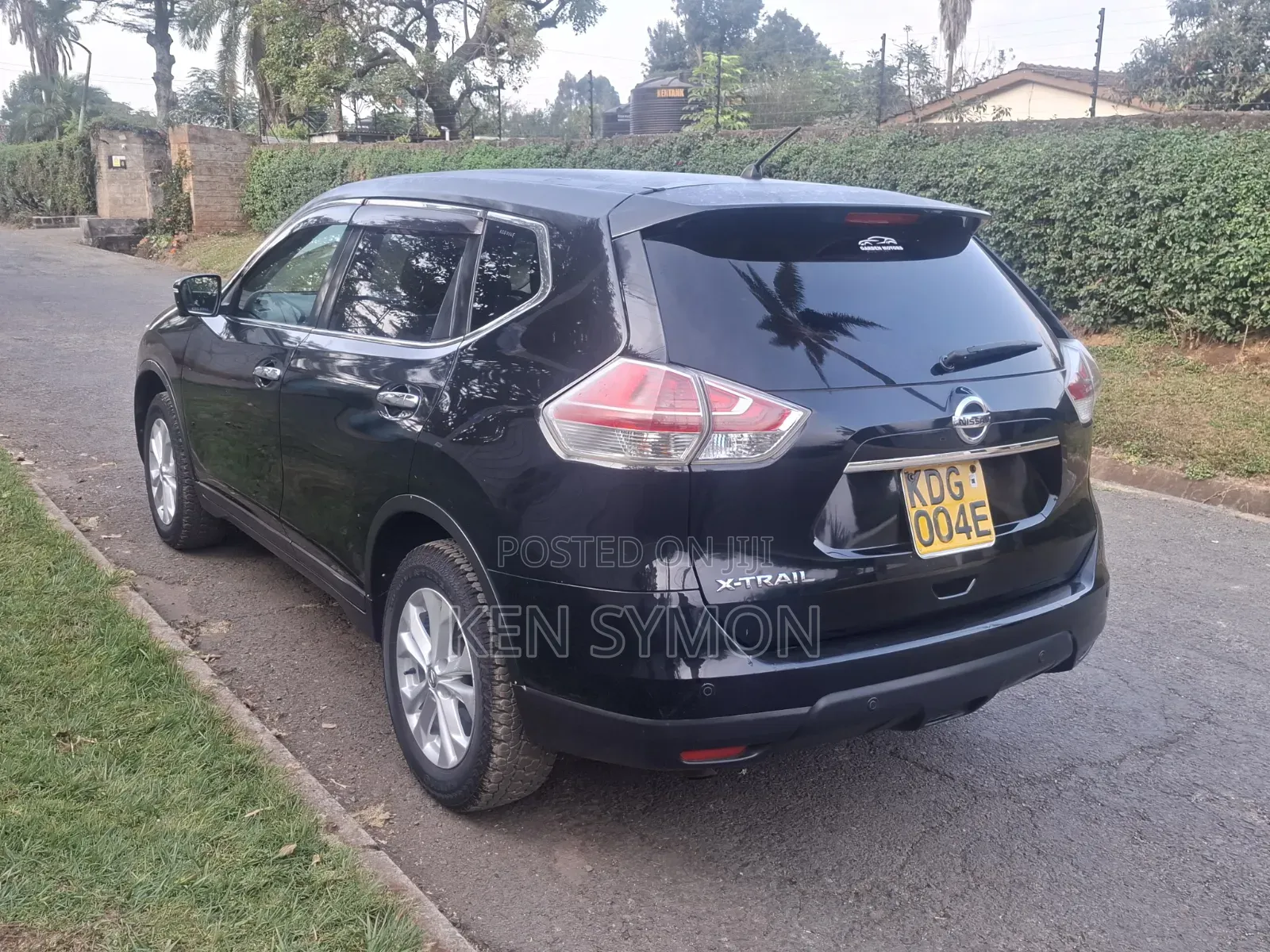 Nissan X-Trail 2.0 Petrol AWD 2015 Matt Black