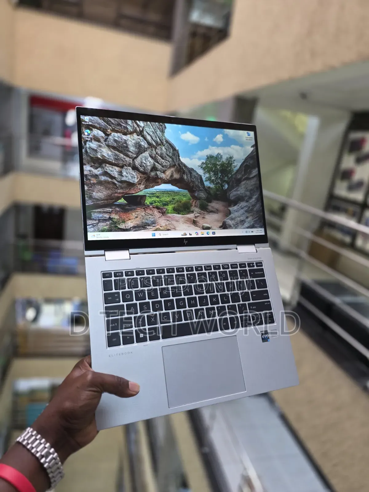 Laptop HP EliteBook x360 1040 G10 16GB Intel Core i7 SSD 512GB