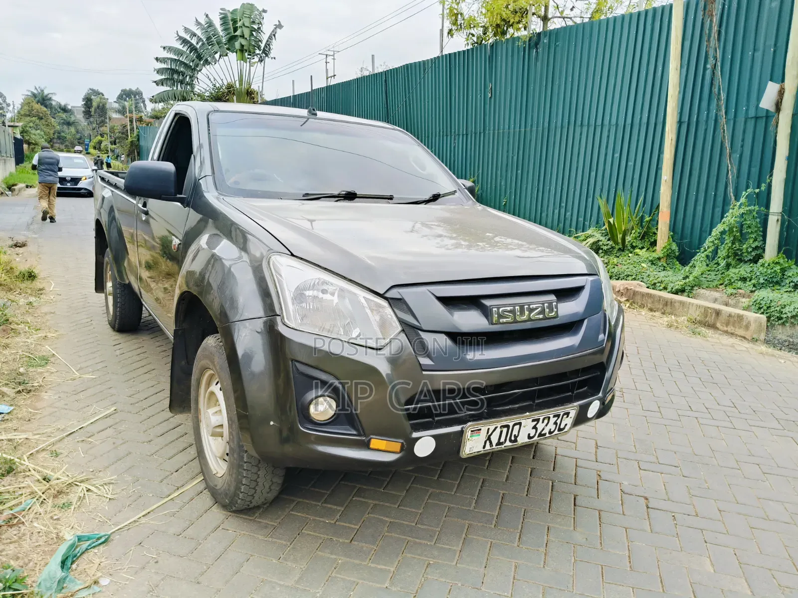 Isuzu D-MAX 2023 Gray