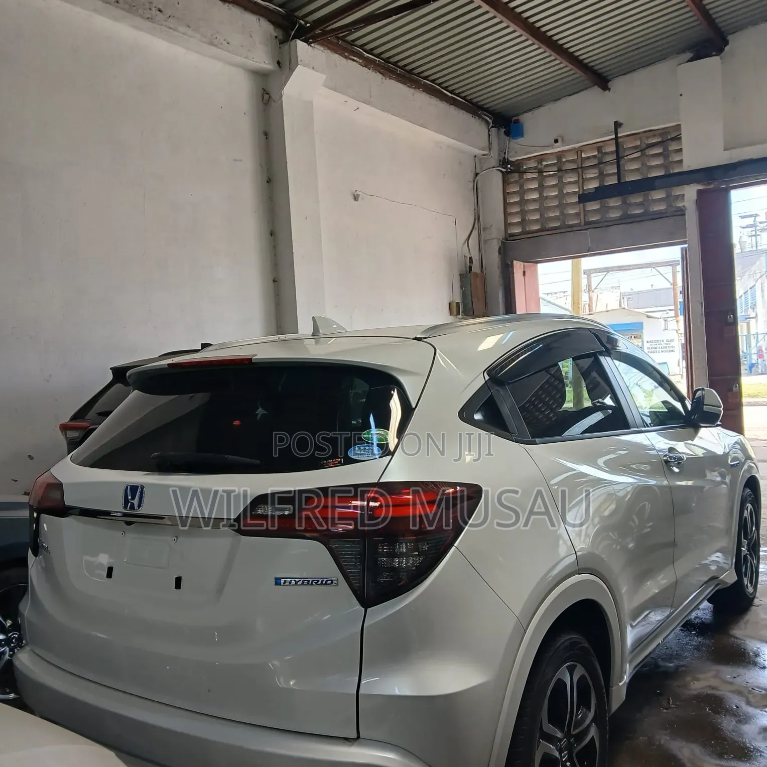 Honda Vezel 1.5 2WD 2020 White