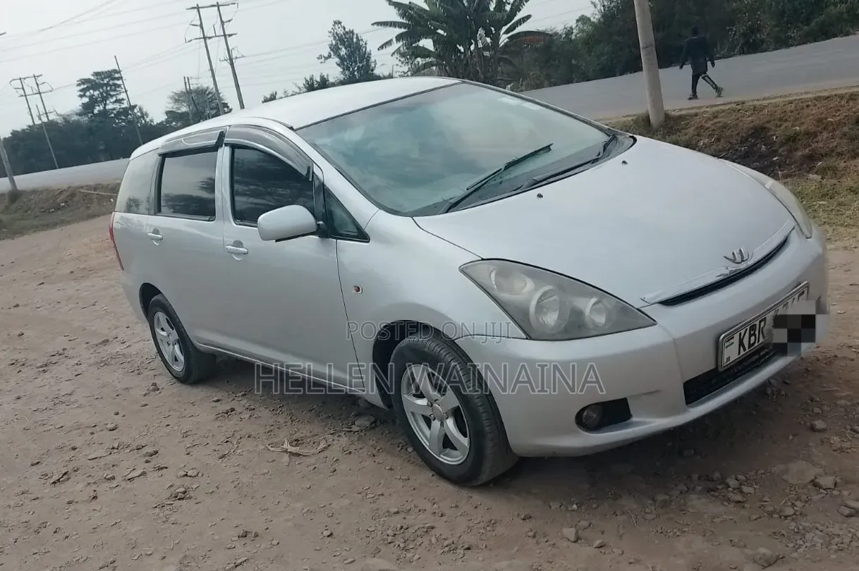 Toyota Wish 2006 Silver