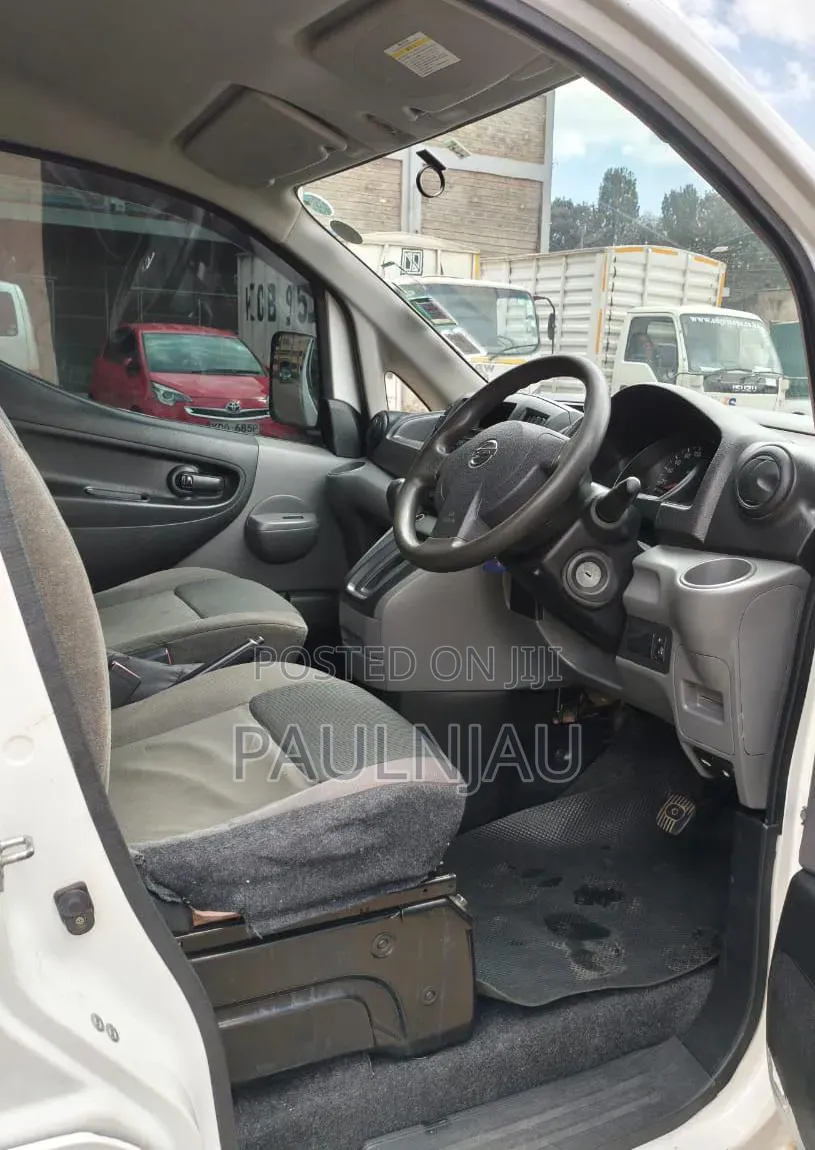 Nissan NV200 2015 White
