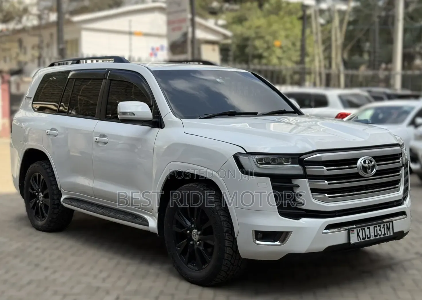 Toyota Land Cruiser 4.6 V8 ZX 2015 Pearl