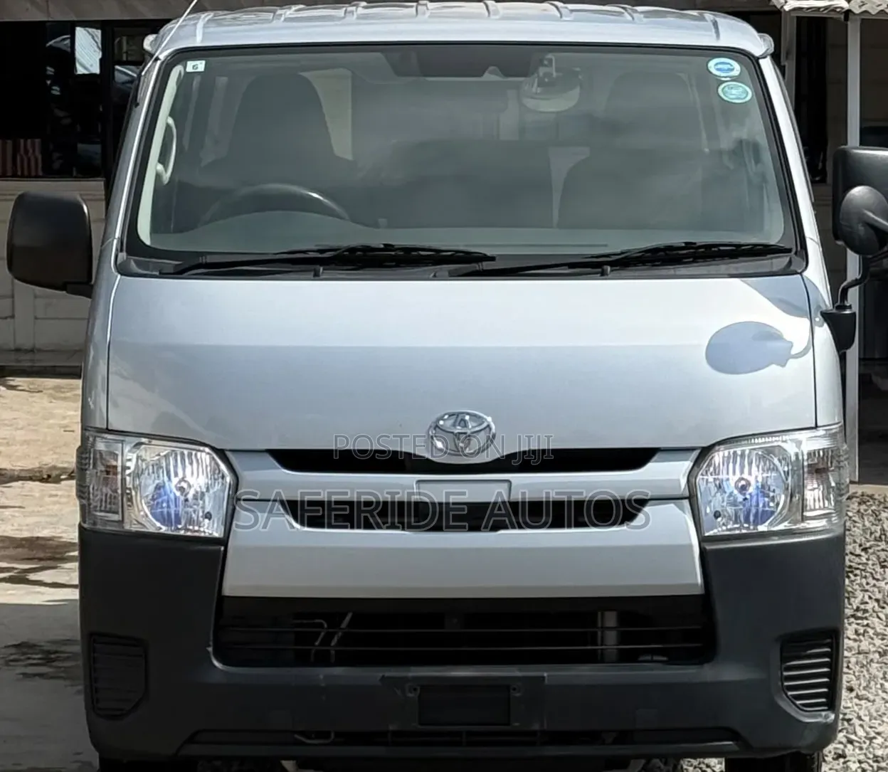 Toyota HiAce 2019 Silver