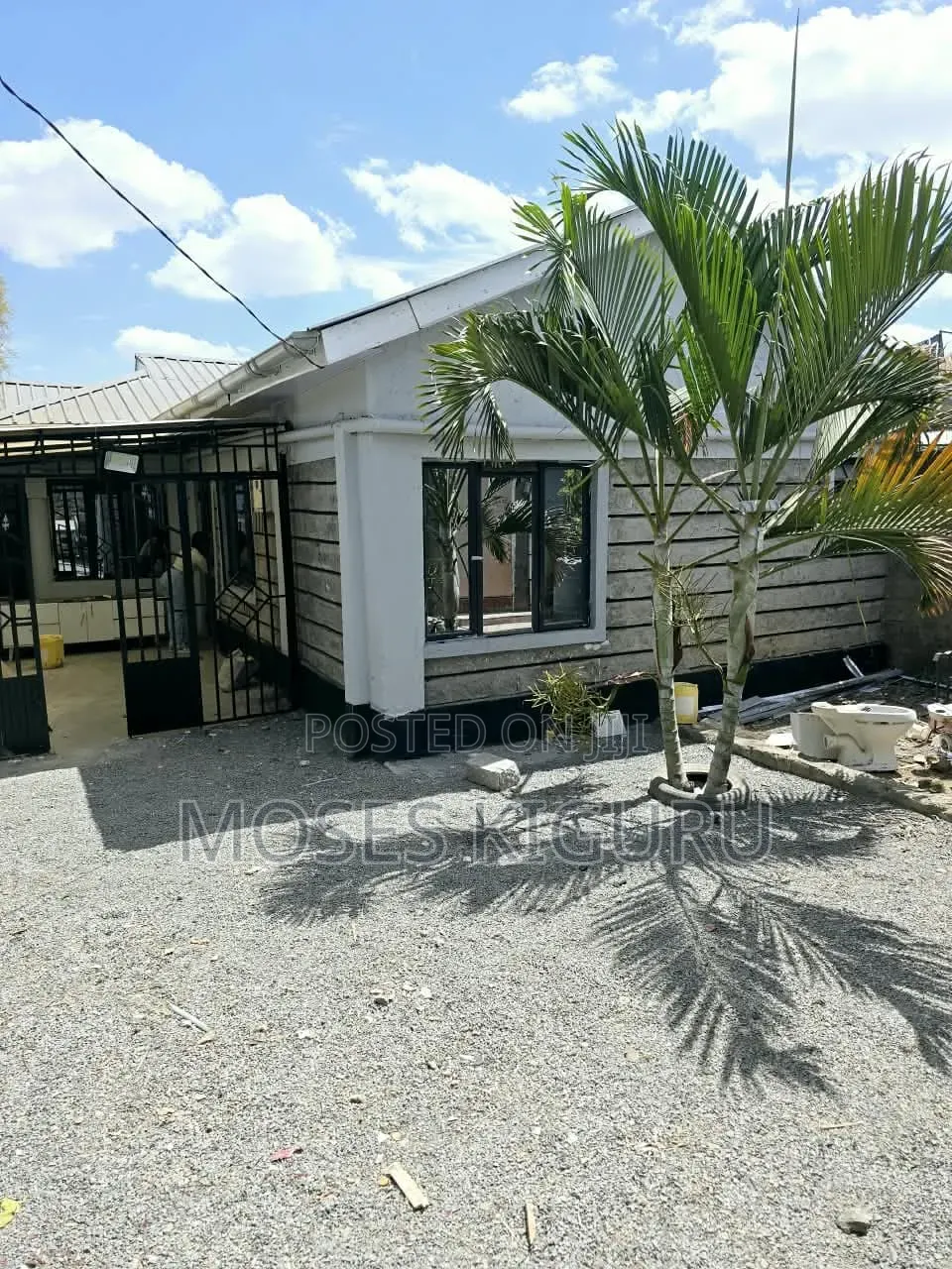 3bdrm Bungalow in Kamakis for sale