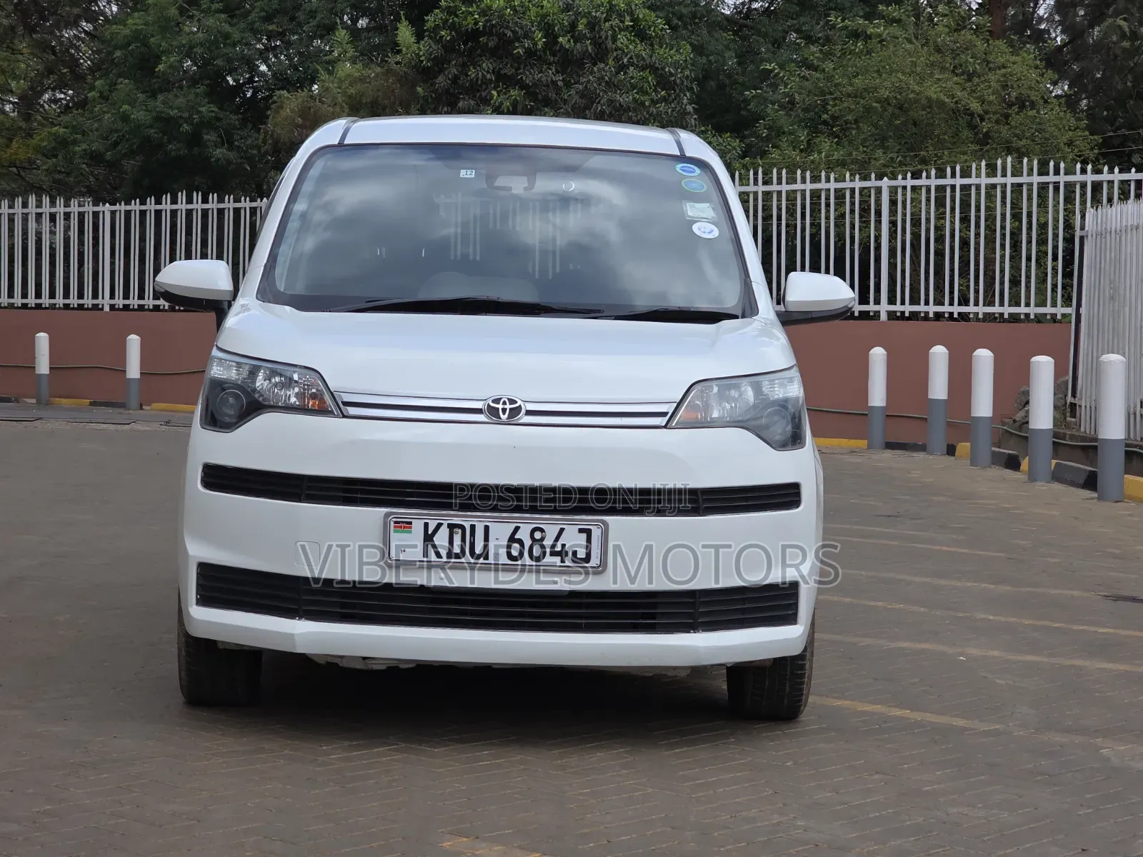 Toyota Spade 2019 White