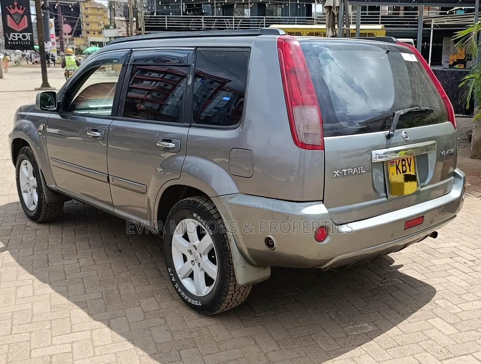 Nissan X-Trail 2006 Gray