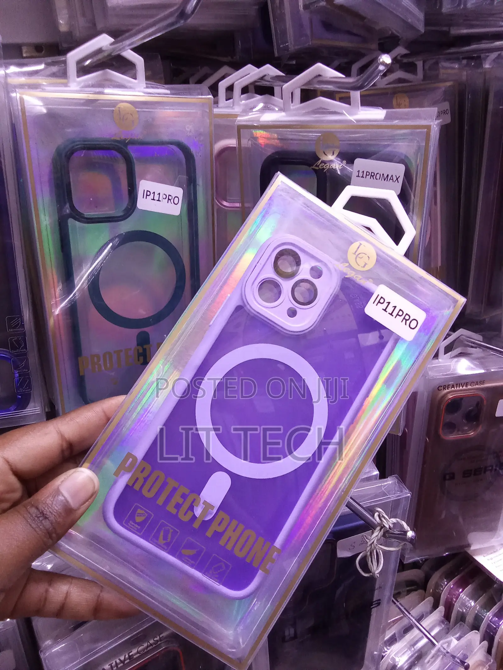 Purple MagSafe Translusent Case Tailored Specifically for the IP11PRO