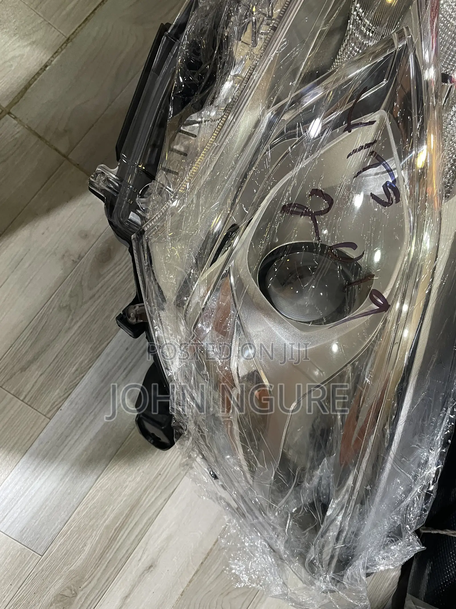 Vitz 2019 Headlihght Zenon