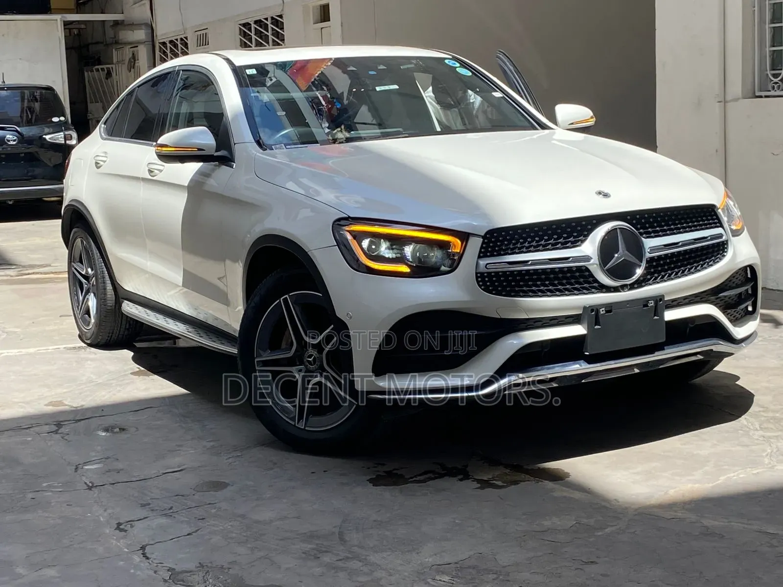 Mercedes-Benz GLC-Class 2019 White