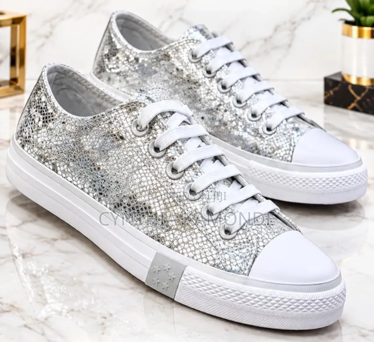 Leather Glitter Converse